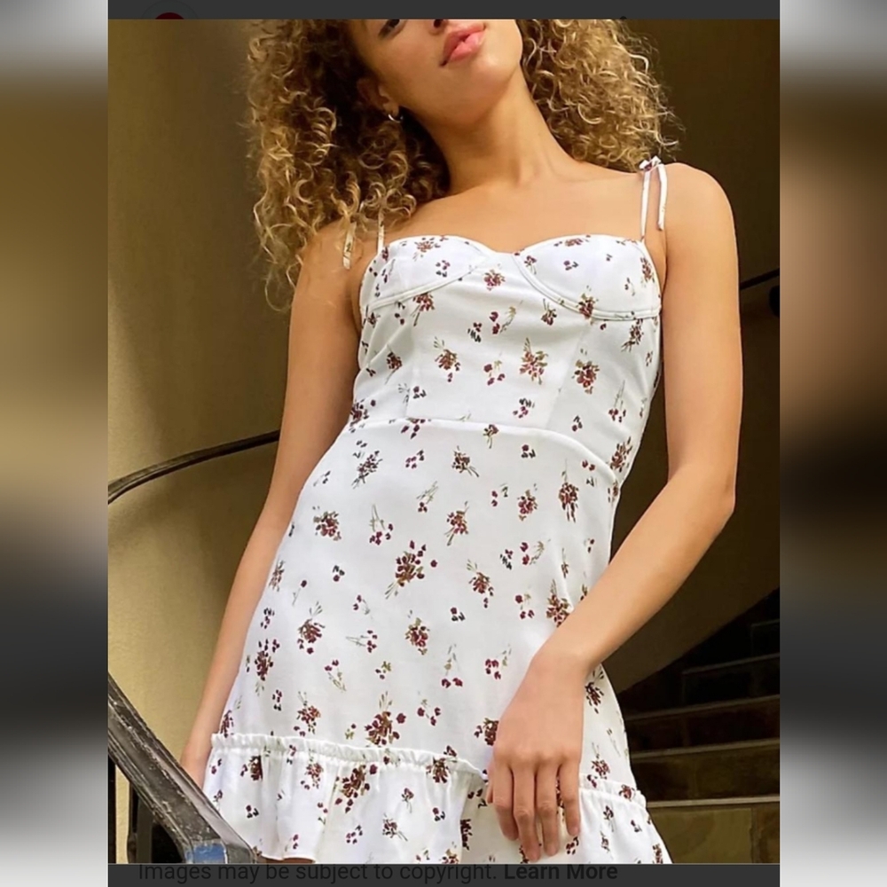 Aritzia Maxwell Floral Dress NWT - Picture 5 of 16